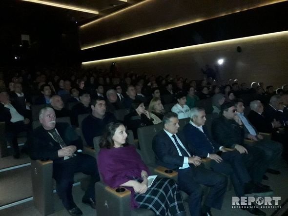 Alim Qasımov qızı ilə konsert verdi – FOTO