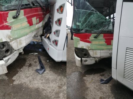 Sumqayıt yolunda iki avtobus toqquşdu: yaralananlar var - FOTO / VİDEO