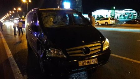 Bakıda 2 avtomobil toqquşub, 1 nəfər ölüb - FOTO/VİDEO