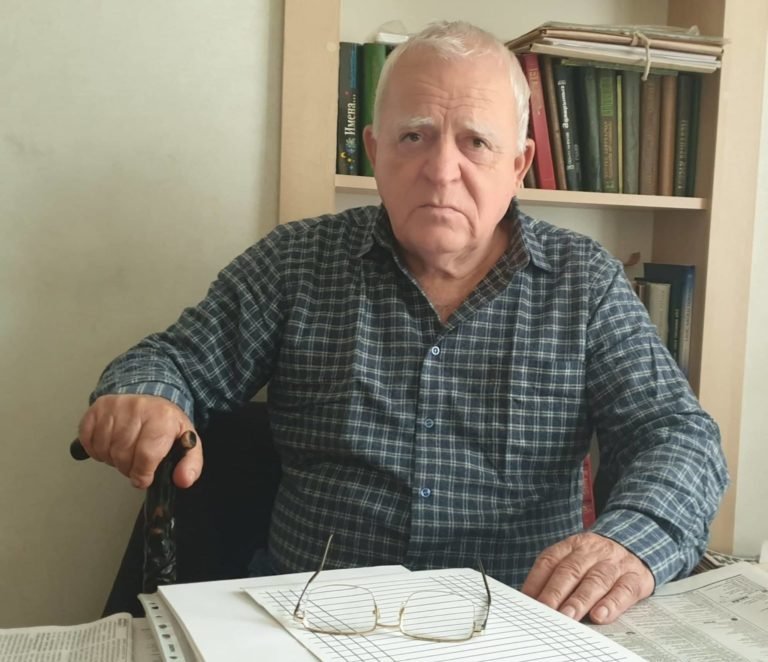 83 yaşlı qocaman jurnalist deputatın bu oğluna görə 2 min manat cərimə ödədi – VİDEO