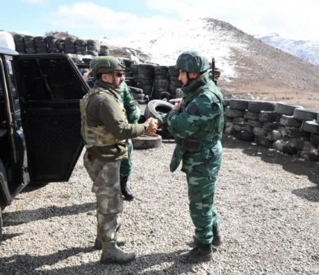 DSX rəisi Ermənistanla sərhədə getdi, tapşırıqlar verdi - FOTO