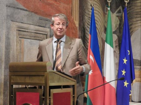 İtaliya Senatında Azərbaycanla əməkdaşlıq mövzusunda konfrans keçirilib