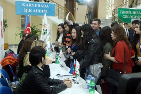 Tələbə və məzunlar üçün aktiv məşğulluq tədbiri keçirilib